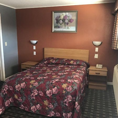 Economy Inn Marshalltown Exteriér fotografie