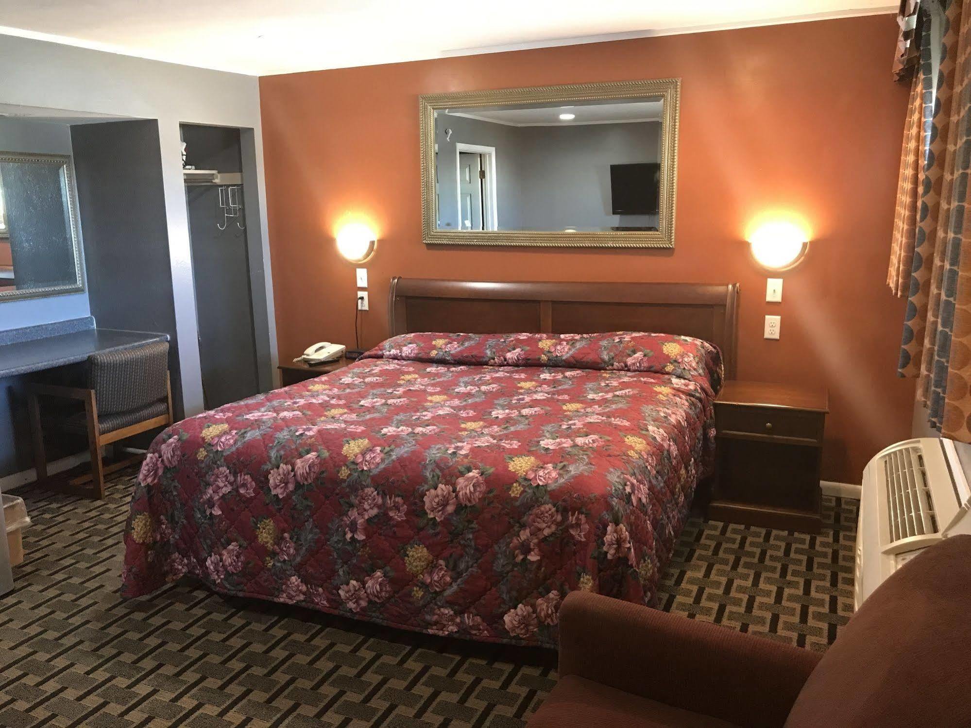 Economy Inn Marshalltown Exteriér fotografie